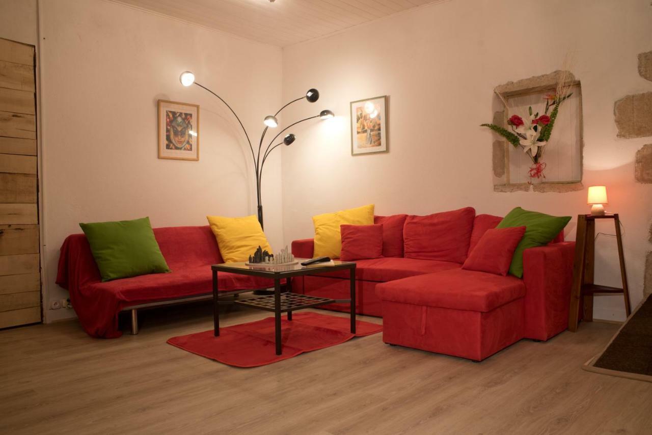 Le Fil Rouge Villa Saint-Pierre-d'Aurillac Eksteriør billede